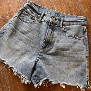 American Eagle High Rise 90’s Boyfriend Shorts Sz 4.